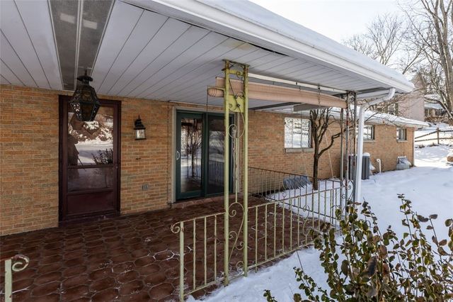 628 Marple Ave, Canonsburg, PA 15317