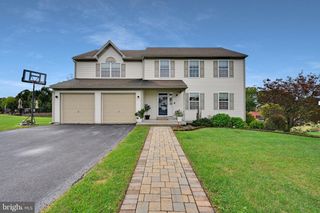 59 SUNGLO DR, Leesport, PA 19533