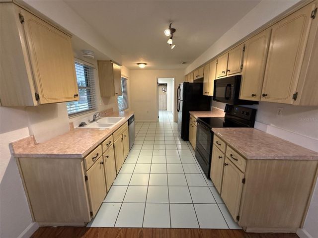 306 S MONROE STREET, Beverly Hills, FL 34465