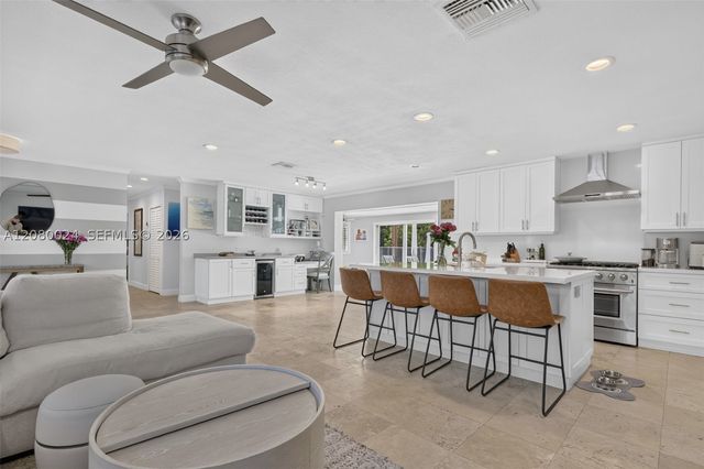 14220 SW 86th Ave, Palmetto Bay, FL 33158