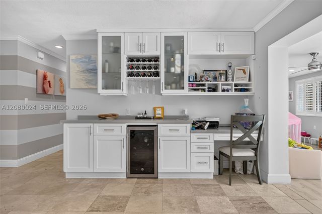 14220 SW 86th Ave, Palmetto Bay, FL 33158