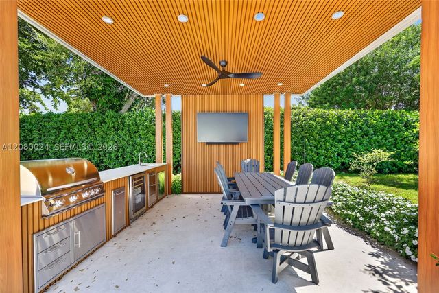 14220 SW 86th Ave, Palmetto Bay, FL 33158