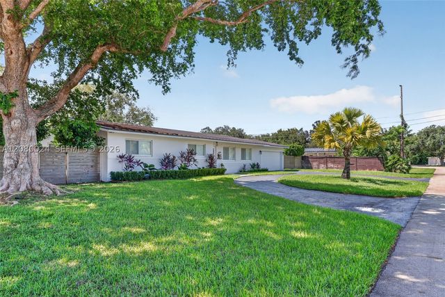 14220 SW 86th Ave, Palmetto Bay, FL 33158
