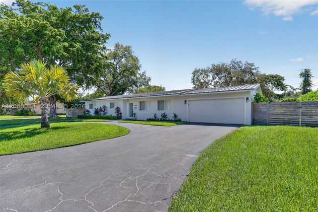 14220 SW 86th Ave, Palmetto Bay, FL 33158