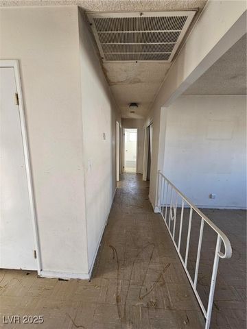 3012 Palm Springs Way, Las Vegas, NV 89102