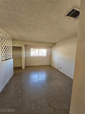 3012 Palm Springs Way, Las Vegas, NV 89102