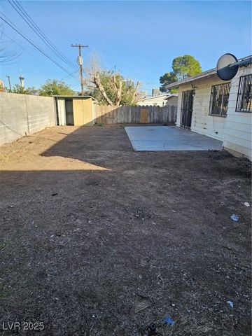 3012 Palm Springs Way, Las Vegas, NV 89102