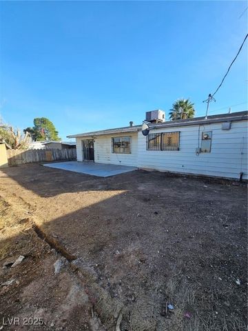 3012 Palm Springs Way, Las Vegas, NV 89102