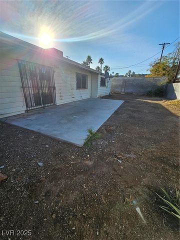 3012 Palm Springs Way, Las Vegas, NV 89102