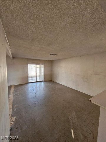3012 Palm Springs Way, Las Vegas, NV 89102