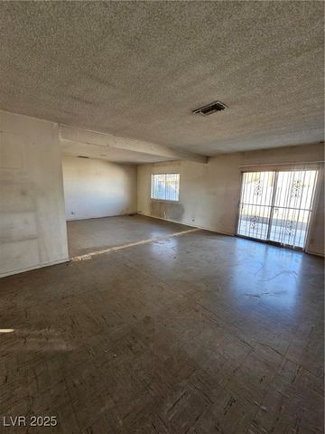 3012 Palm Springs Way, Las Vegas, NV 89102