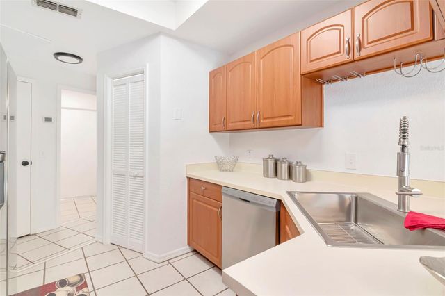 24195 LANDING DRIVE, Lutz, FL 33559