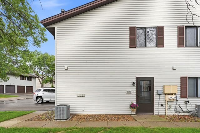 6616 84th Court N, Brooklyn Park, MN 55445