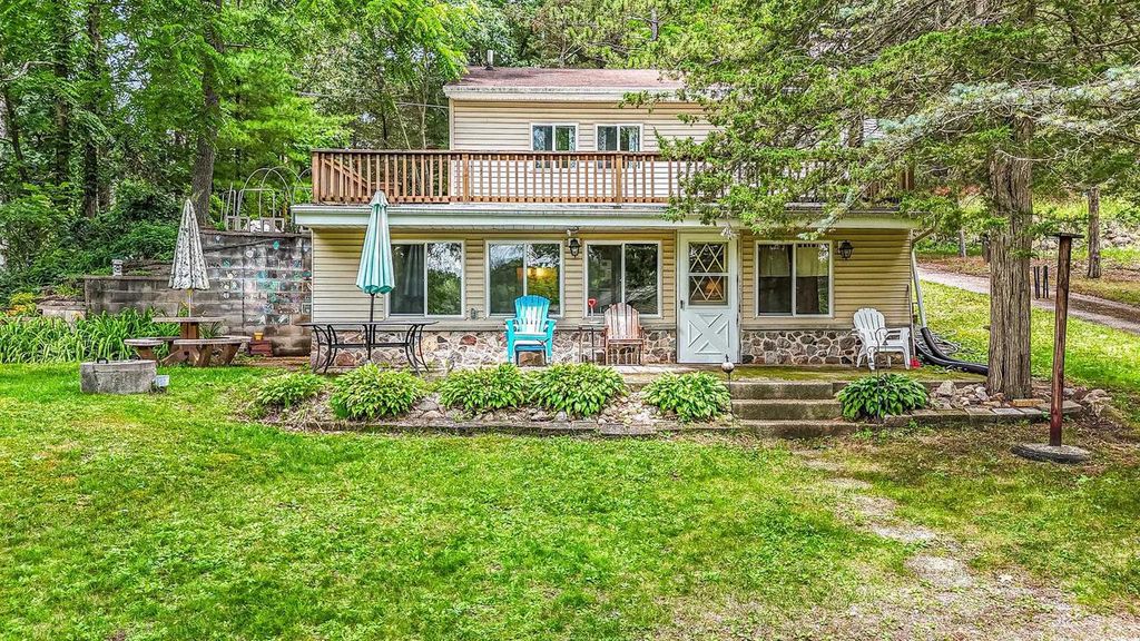 N866 WINDWOOD DRIVE, Neshkoro, WI 54960