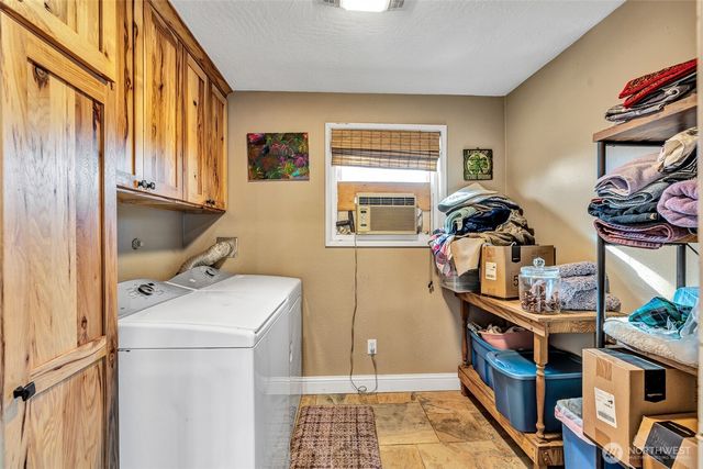 110 CHERRY BLOSSOM Lane, Woodland, WA 98674