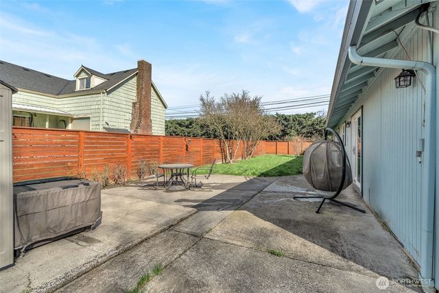 110 CHERRY BLOSSOM Lane, Woodland, WA 98674