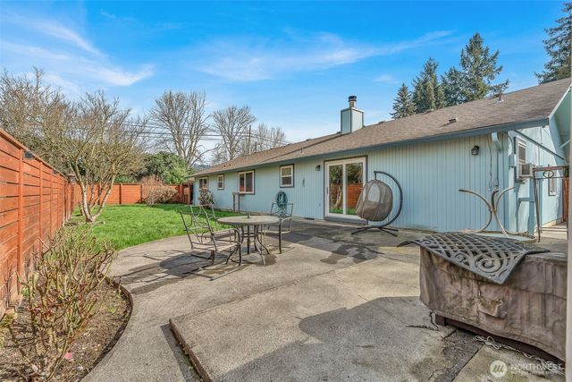 110 CHERRY BLOSSOM Lane, Woodland, WA 98674