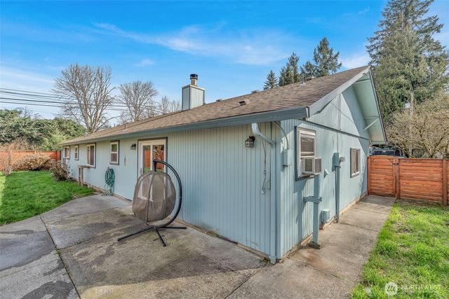 110 CHERRY BLOSSOM Lane, Woodland, WA 98674