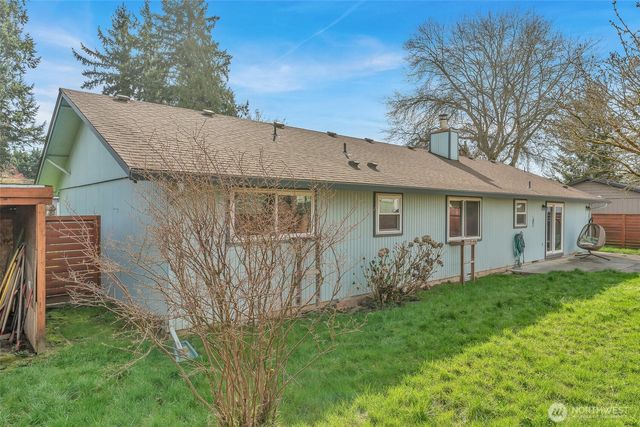 110 CHERRY BLOSSOM Lane, Woodland, WA 98674