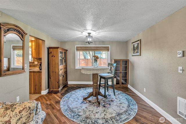 110 CHERRY BLOSSOM Lane, Woodland, WA 98674