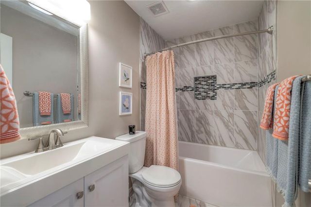 7440 Walmer Street, Overland Park, KS 66204