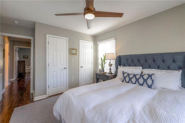 7440 Walmer Street, Overland Park, KS 66204