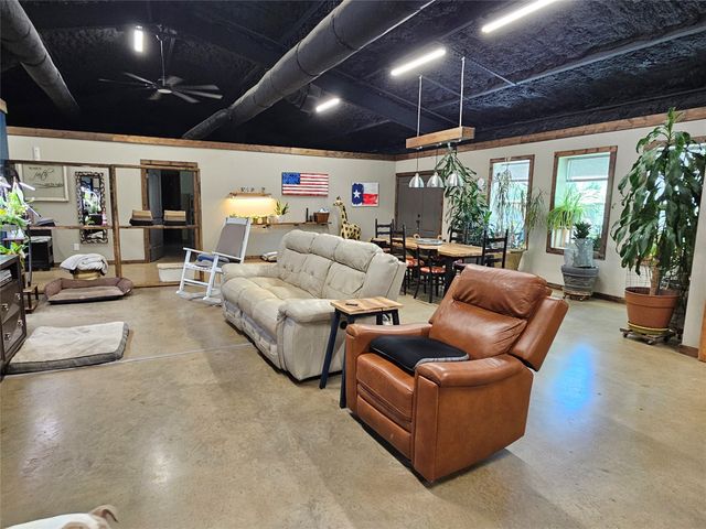 13597 County Road 35, Tyler, TX 75706