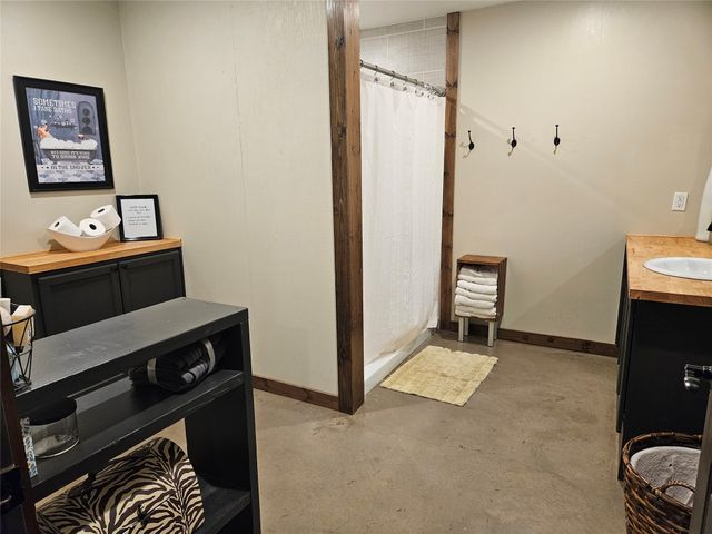 13597 County Road 35, Tyler, TX 75706