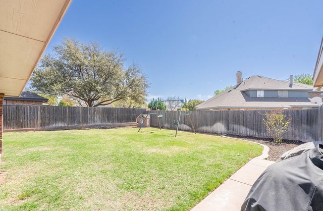 1925 Centerview, Midland, TX 79707