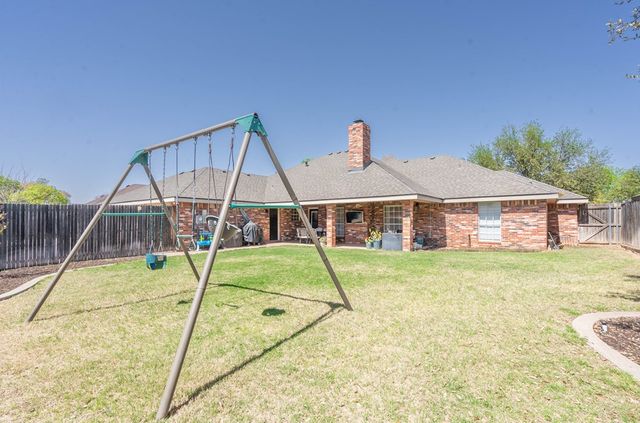 1925 Centerview, Midland, TX 79707