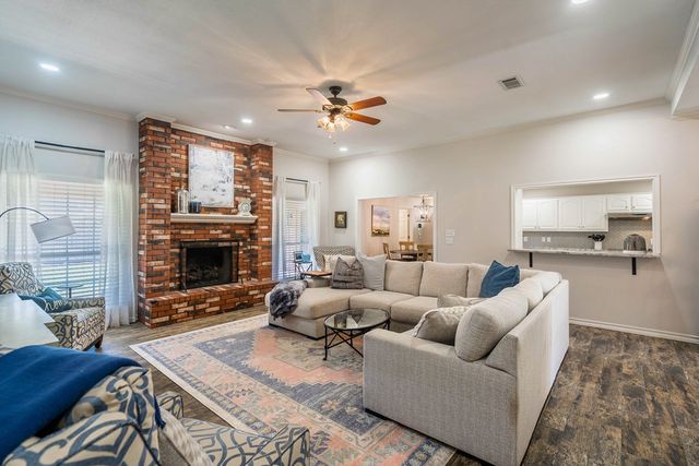 1925 Centerview, Midland, TX 79707