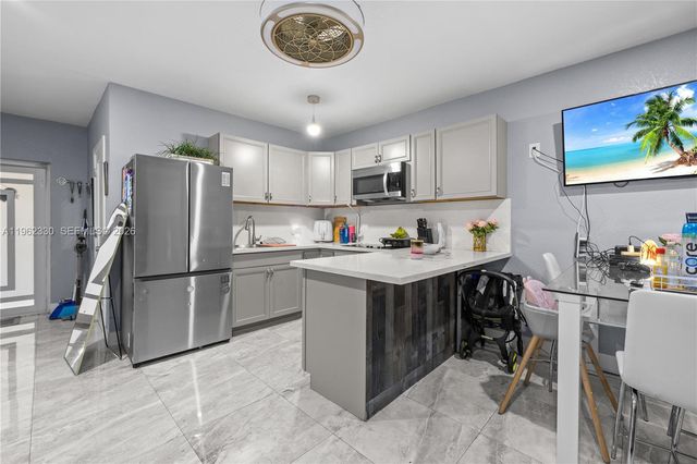 33300 SW 212th Avenue, Homestead, FL 33034