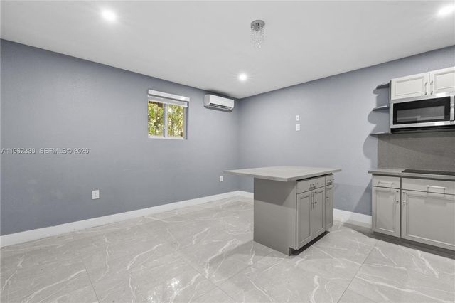 33300 SW 212th Avenue, Homestead, FL 33034