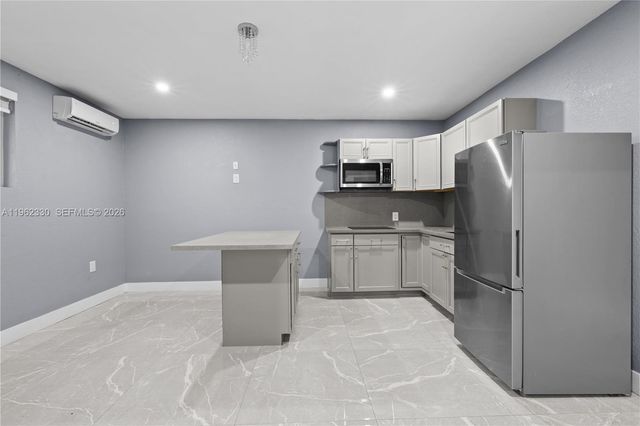 33300 SW 212th Avenue, Homestead, FL 33034
