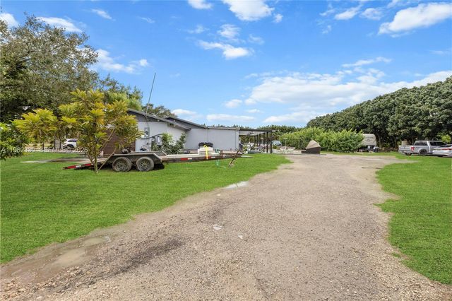 33300 SW 212th Avenue, Homestead, FL 33034