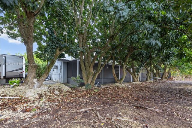 33300 SW 212th Avenue, Homestead, FL 33034