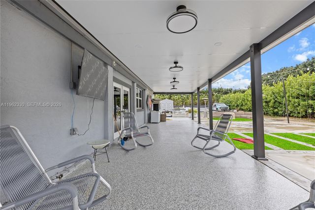 33300 SW 212th Avenue, Homestead, FL 33034