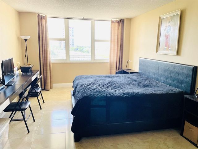 3180 S Ocean Dr 417, Hallandale Beach, FL 33009