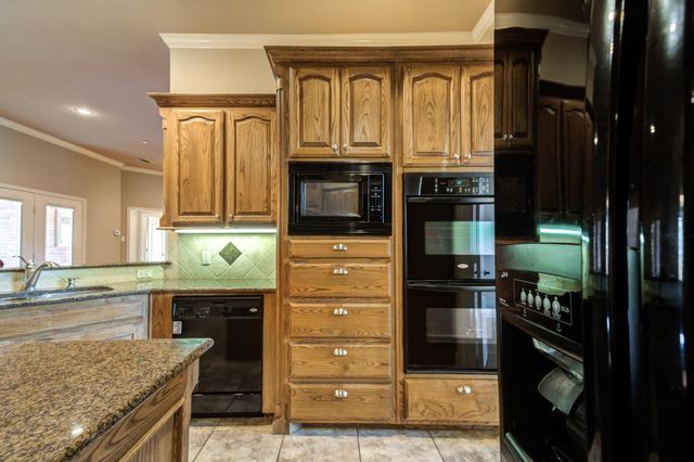 6010 88th Place, Lubbock, TX 79424