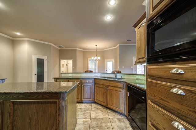 6010 88th Place, Lubbock, TX 79424