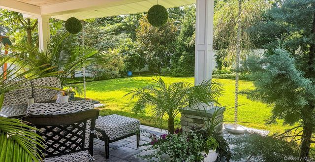 1053 Lydia Drive, Franklin Square, NY 11010