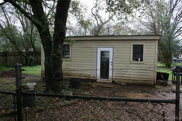 131 Mcmillan Street, Montgomery, AL 36108