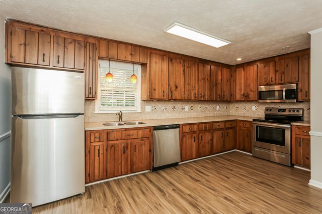 259 Lake Forest Drive, Acworth, GA 30102