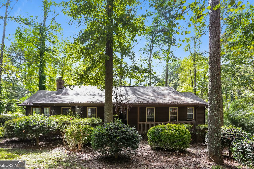 259 Lake Forest Drive, Acworth, GA 30102