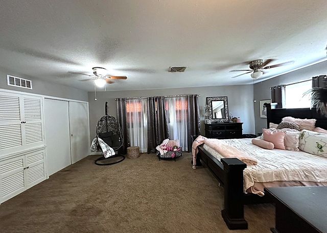 1325 W Chestnut Street, Denison, TX 75020