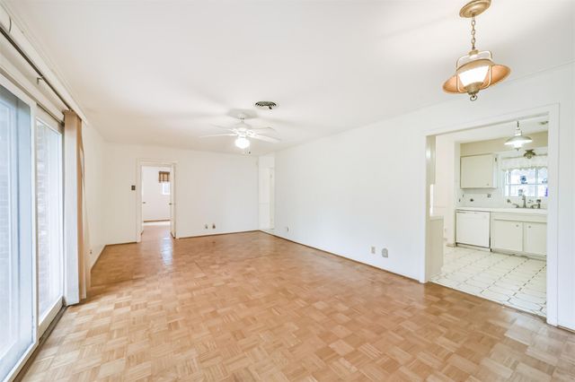 7510 Romney Road, Houston, TX 77036