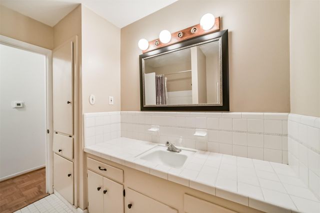 7510 Romney Road, Houston, TX 77036