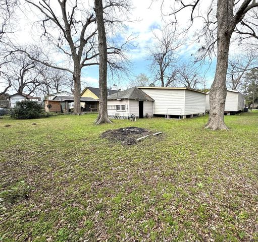 1810 Connorvale Rd Road, Houston, TX 77039