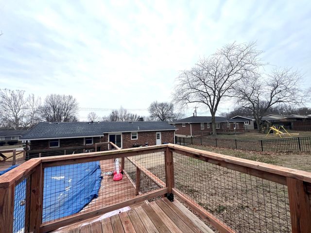 1001 WEYLAND RD, Boonville, MO 65233