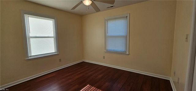 40 Irwin ST, Portsmouth, VA 23702